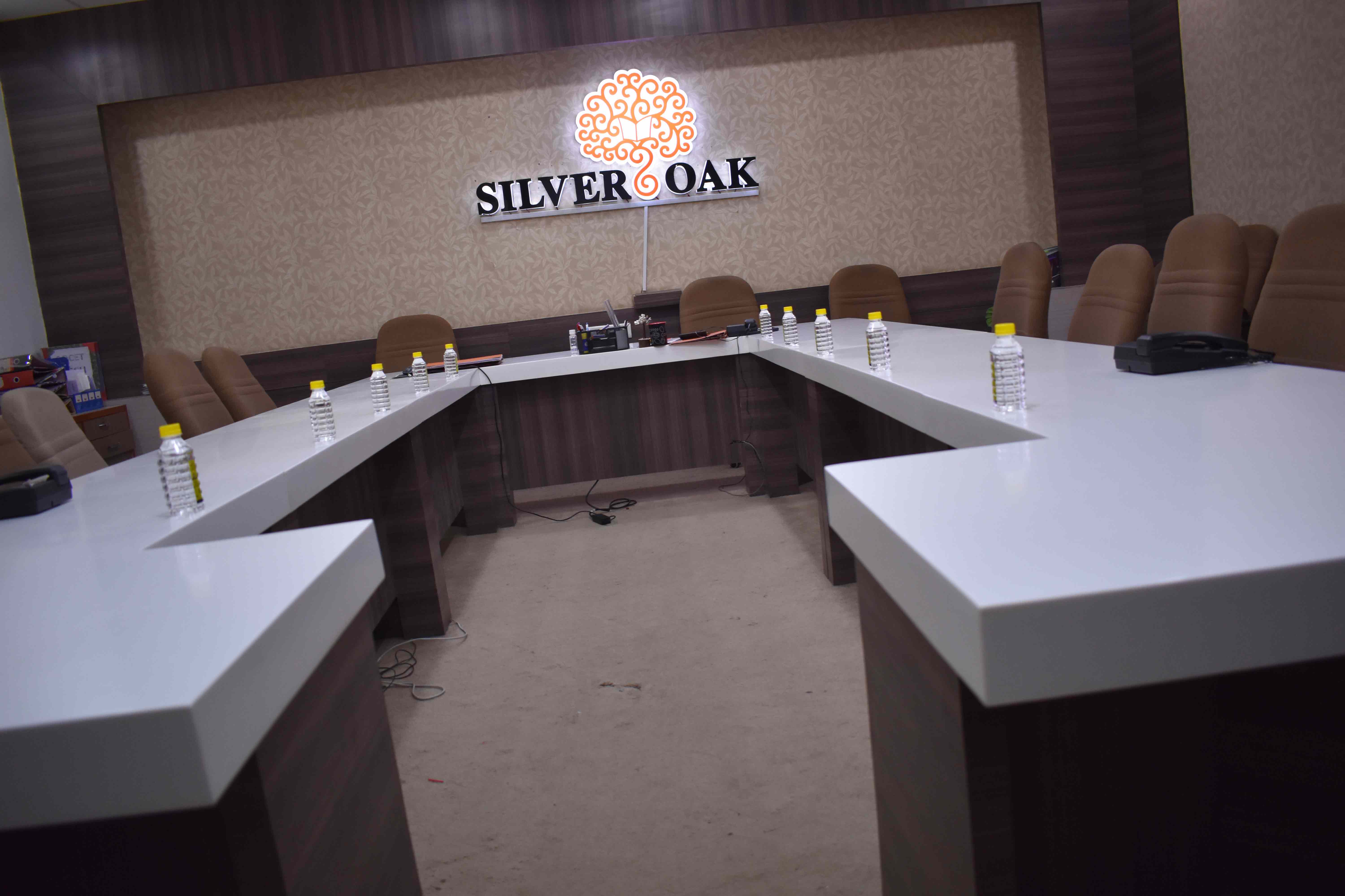 SILVER OAK UNIVERSITY Placement
